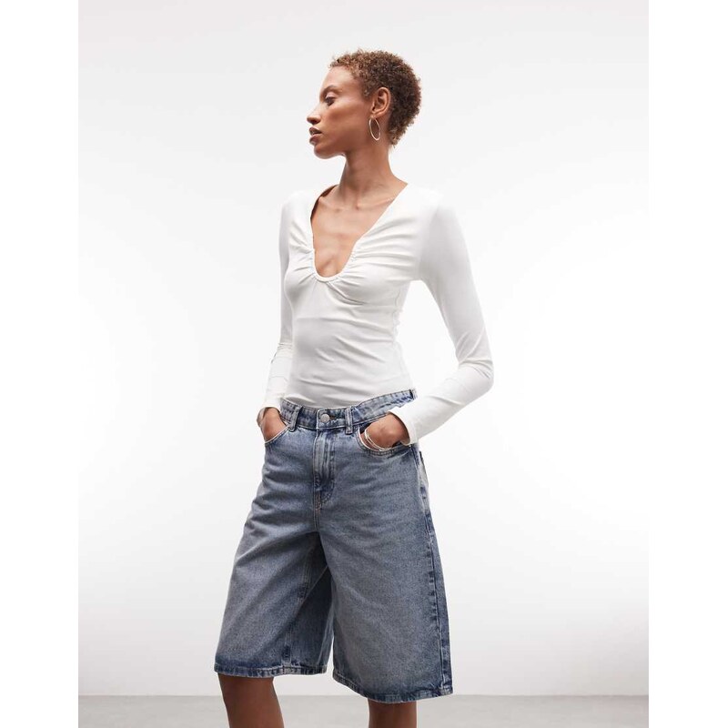Noisy May mid waist bermuda short in light blue denim