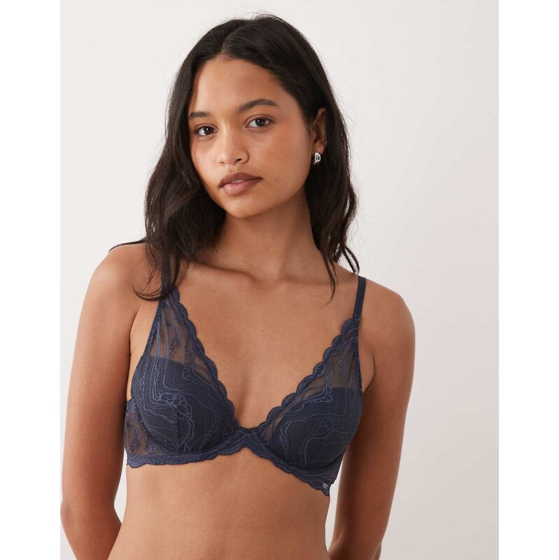 Calvin Klein Sensual Stretch lightly lined plunge lace bra in navy 114342978