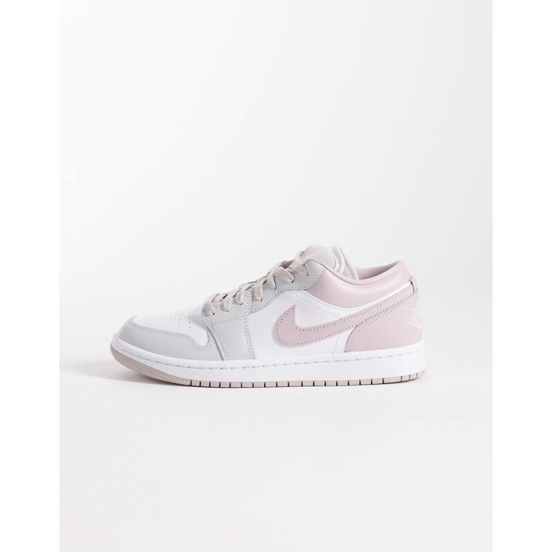 Nike Air Jordan 1 Low trainers in white and pink-Purple