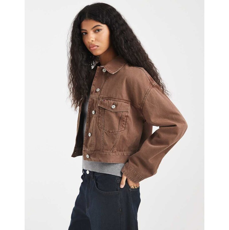 Tommy Jeans essential trucker jacket in brown 114385206