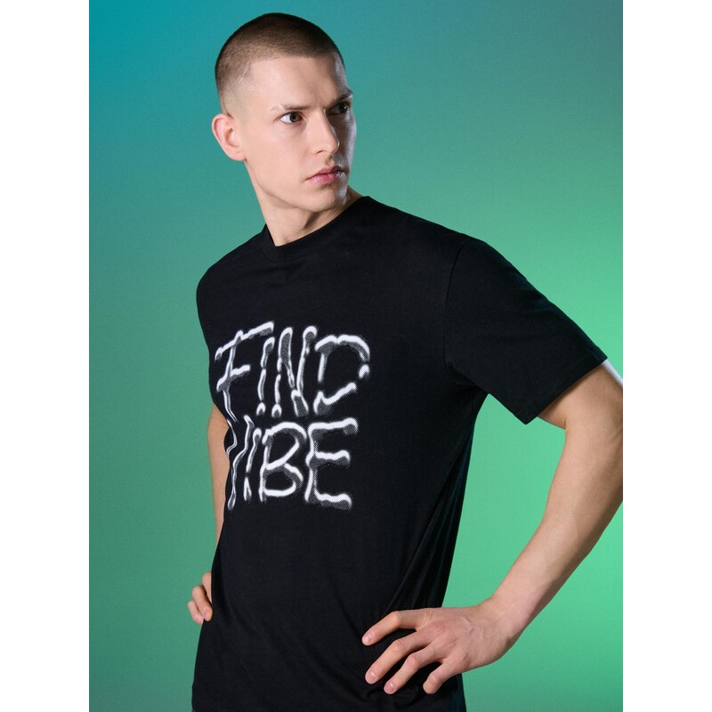 Sinsay - Bavlněné tričko s nápisem Find Vibe - černá