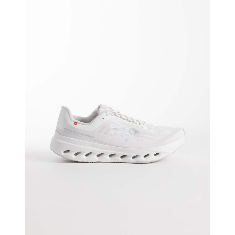 ON Cloudsurfer Next running trainers in ivory-White