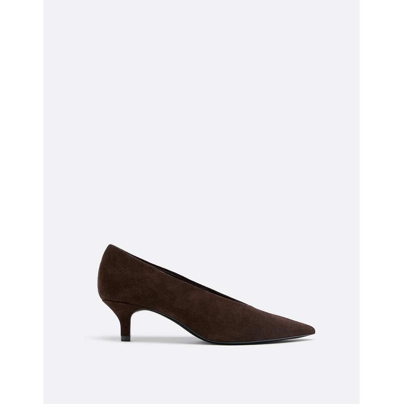 Stradivarius Closed leather heel shoes in brown