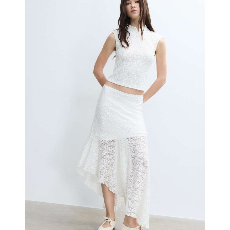 Stradivarius Asymmetric lace midi skirt in ecru-White 114375534