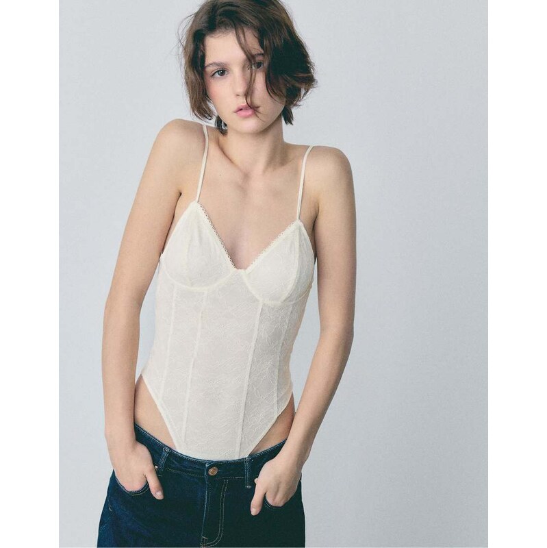 Stradivarius Bodysuit with lace straps in vanilla-White