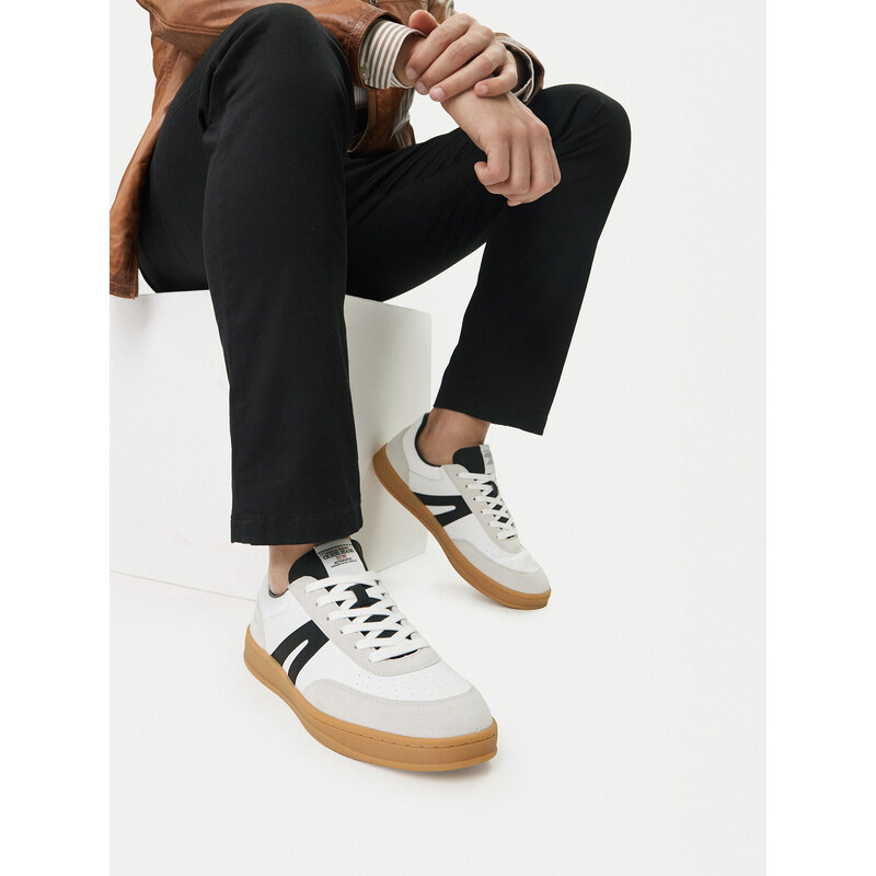 Sneakersy Guess Jeans