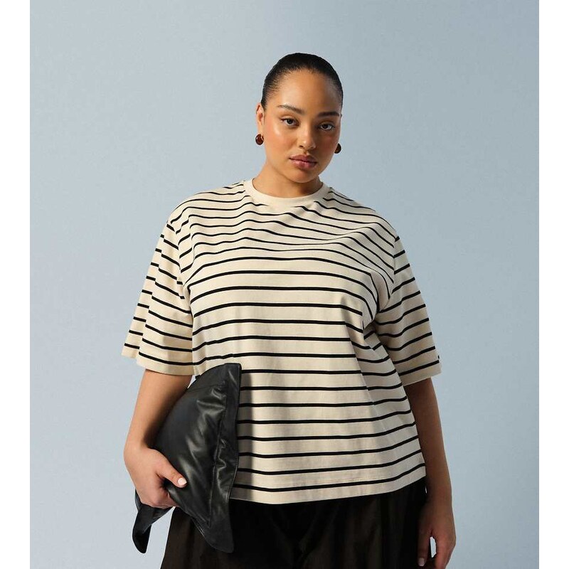 ARRANGE Curve oversized premium heavy weight t-shirt in cream