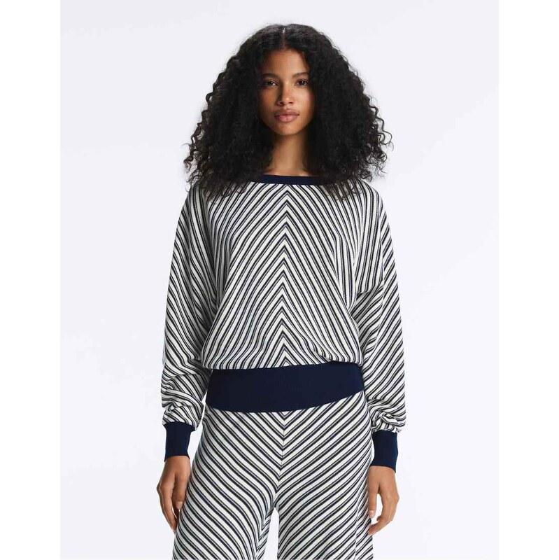 OYSHO Diagonal stripe knit jumper in navy 114403994
