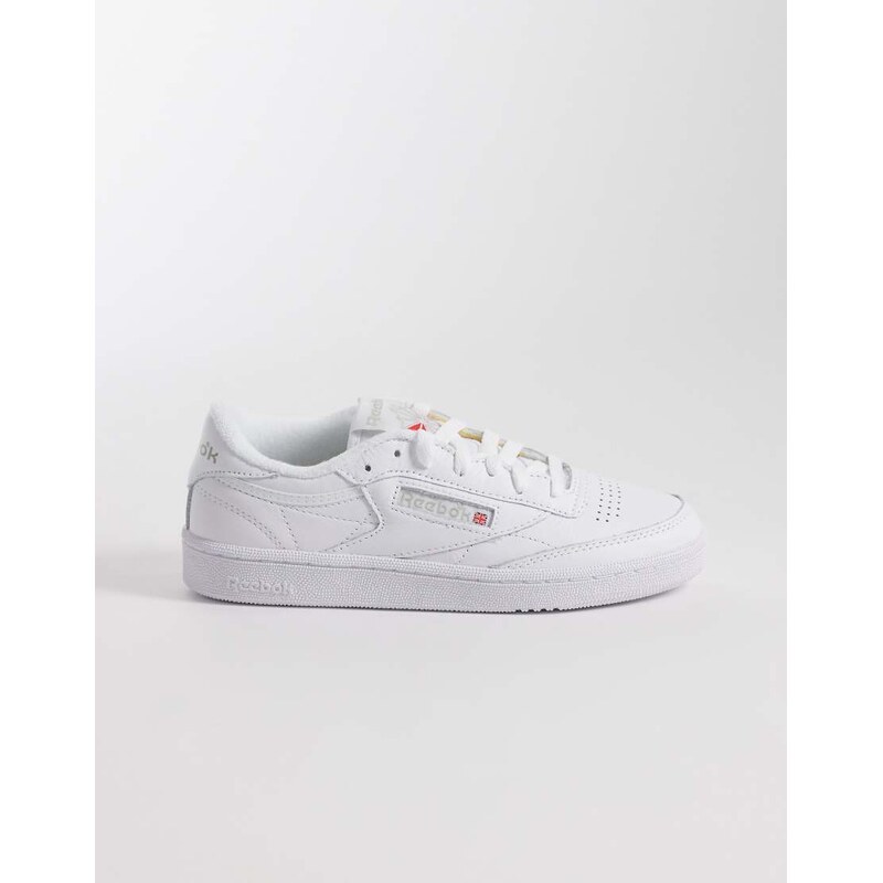 Reebok Club C 85 womens trainers in triple white 100799889