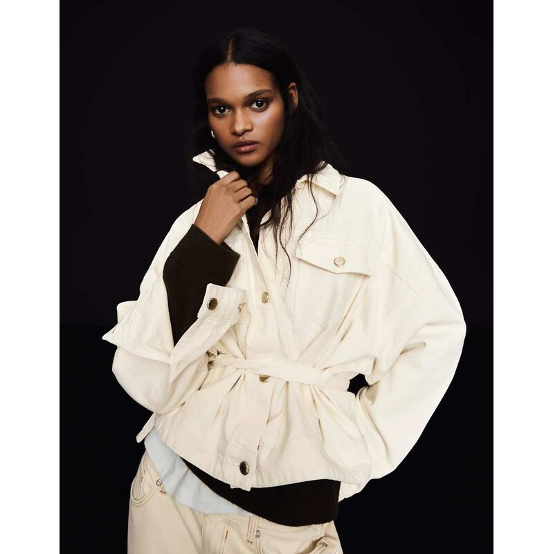 Bershka Oversize denim jacket in ecru-White 114406403