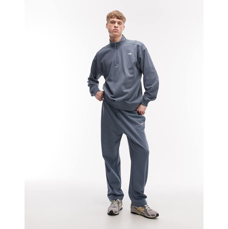 The North Face Essential logo light oversized pant light grey