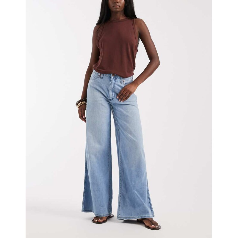 Wrangler Canyon wide leg jeans in bleach wash-Blue 114841488