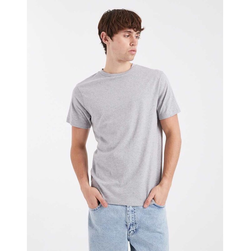 ASOS DESIGN Essentials regular fit t-shirt with regular fit in