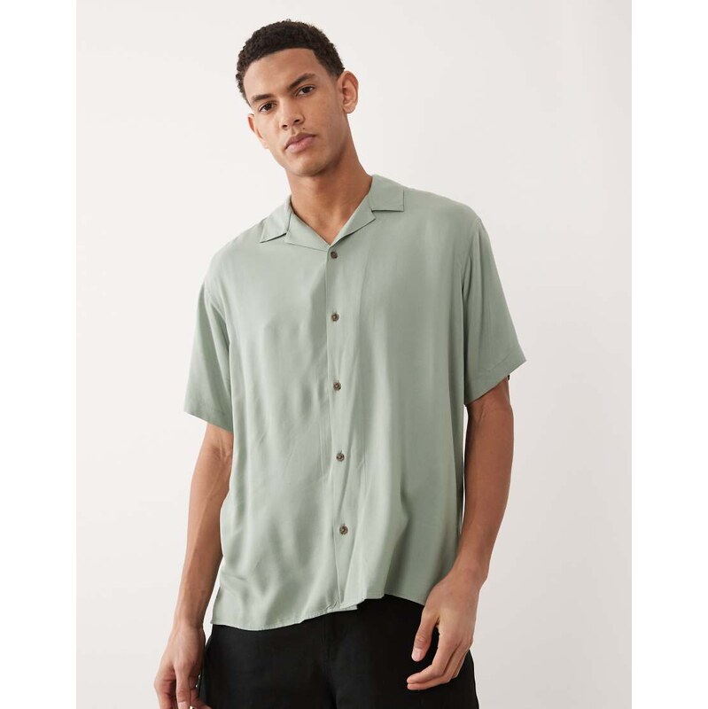 Jack & Jones viscose shirt in short sleeve in green
