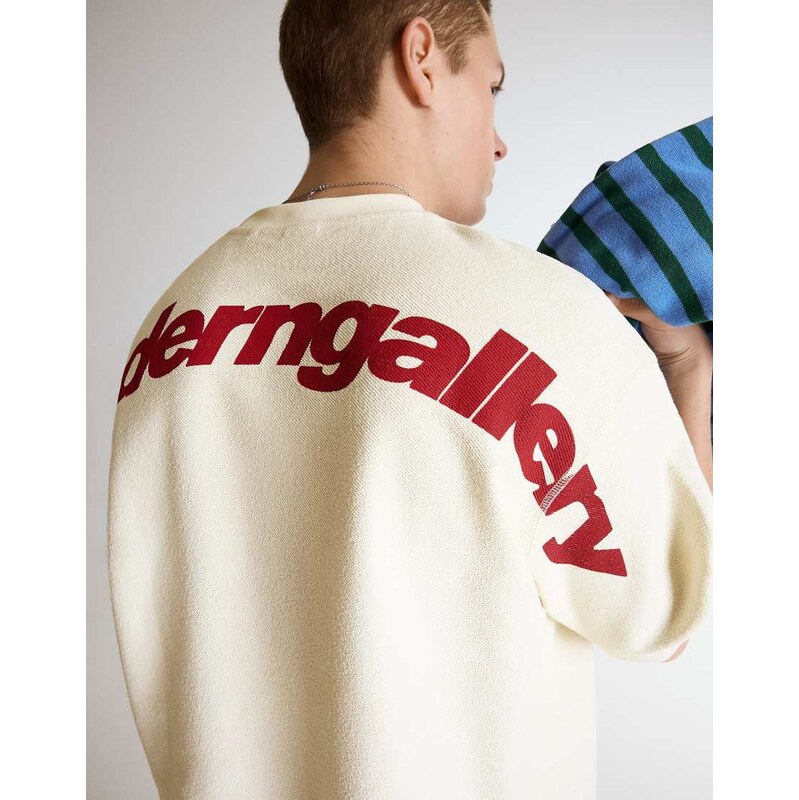 Bershka Graphic print terry sweatshirt in beige-White