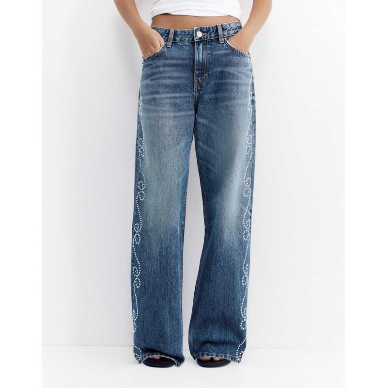 Pull&Bear Straight-leg jeans with studs in dark blue 114450895