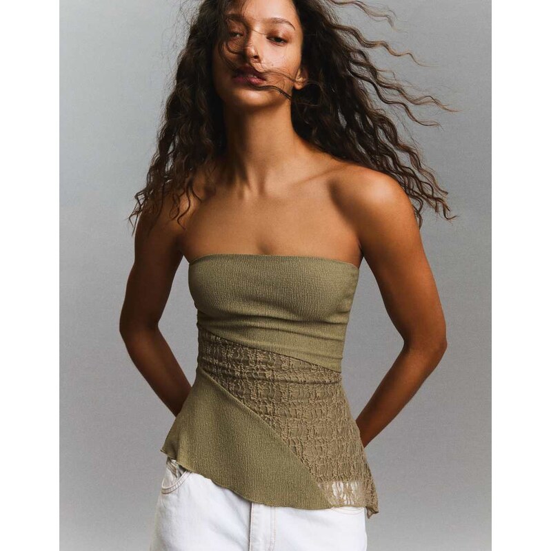 Bershka Asymmetric lace bandeau top in khaki-Green 114450929