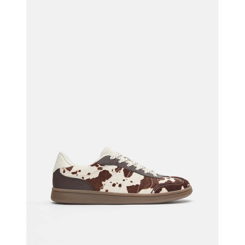 Pull&Bear Cow print leather trainers in contrast-Multi 114450957