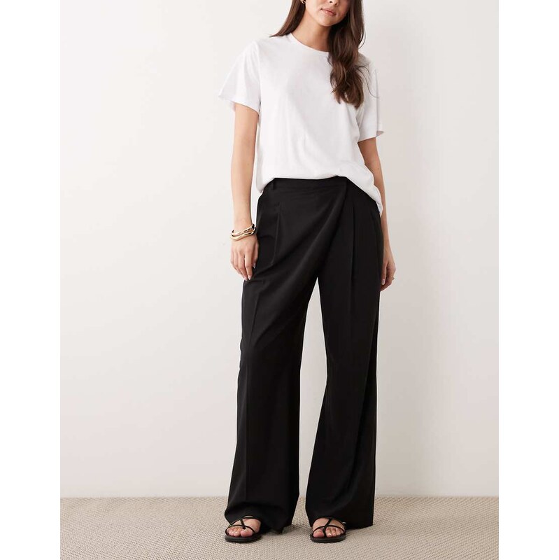 Mango pleat front relaxed tailored trouser in black 115372817