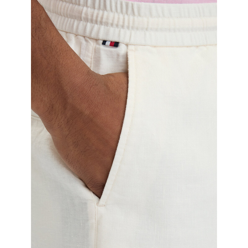 Šortky z materiálu Tommy Hilfiger