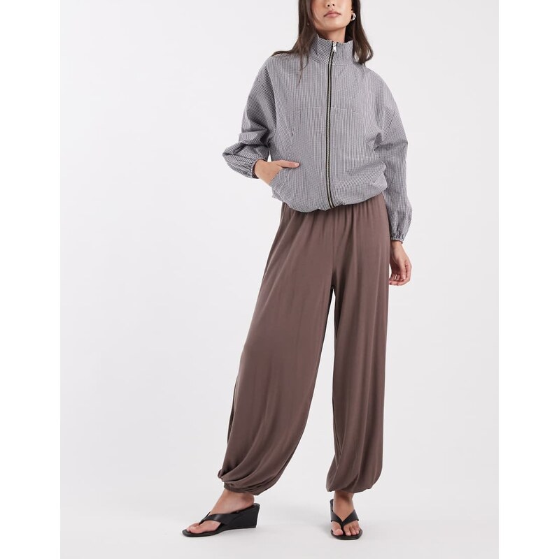 ASOS DESIGN lightweight jersey balloon leg trouser in choc-Brown