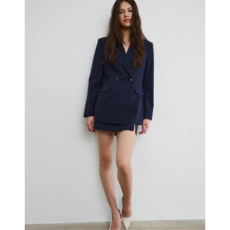 Stradivarius Striped fitted blazer in navy blue 114492250