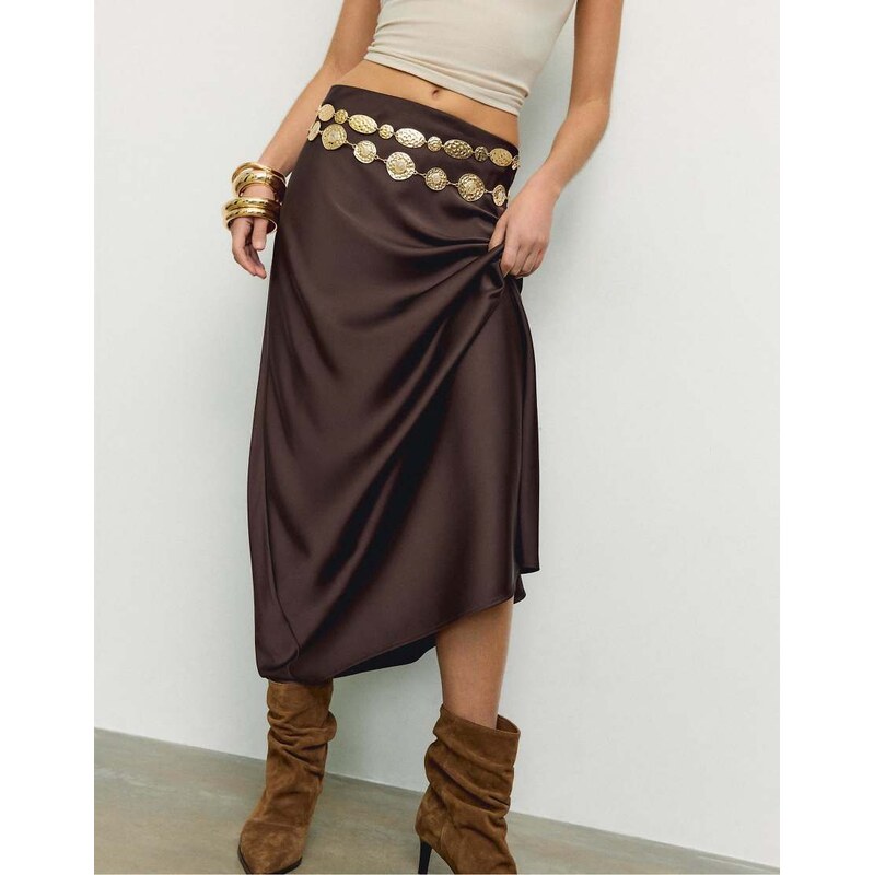 Stradivarius Satin midi skirt in brown 114492291