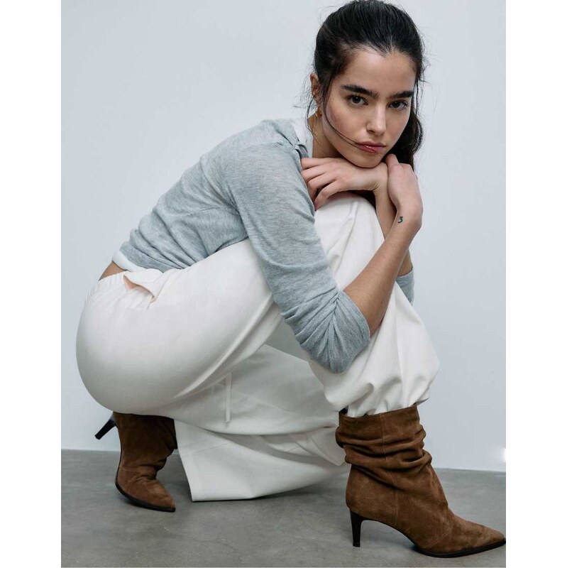 Stradivarius Wide-leg jogger trousers in ecru-White