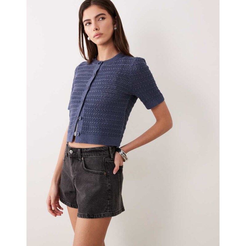 Abercrombie & Fitch Curve Love high rise denim A-line short in washed 114514201