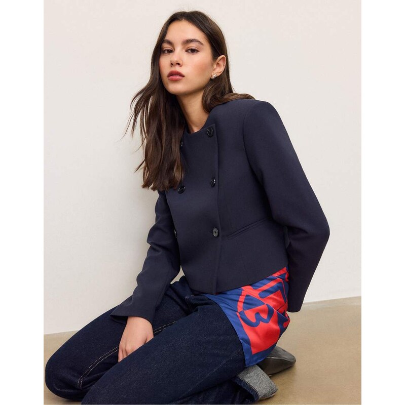 Stradivarius Cropped round neck blazer in navy blue 114514206