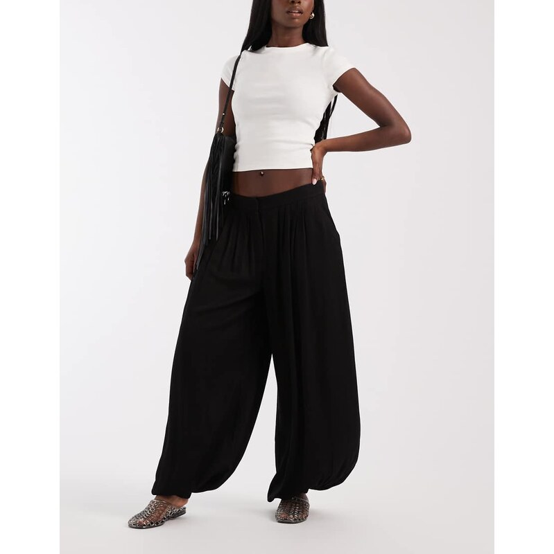 ASOS DESIGN Tailored soft balloon trouser in black