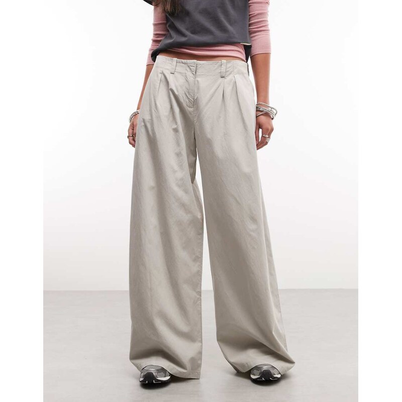 Weekday super wide leg pleated trousers in light grey 114514209