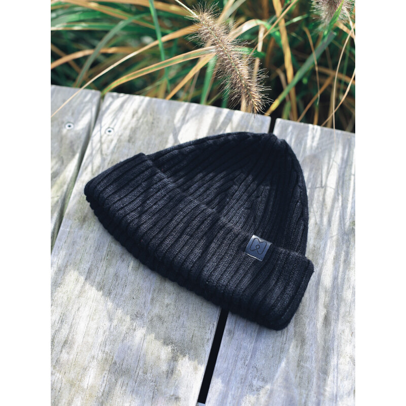 MINILE Merino čepice Black