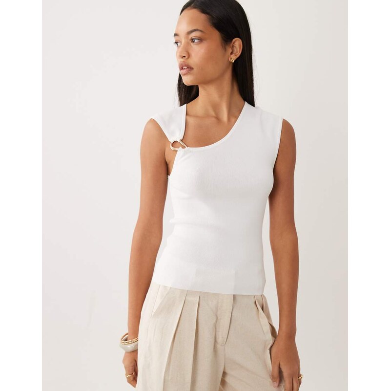 ASOS DESIGN hardware structured top in white