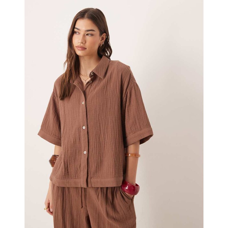 ASOS DESIGN Callie beach cheesecloth resort short sleeve shirt in mocha-Brown
