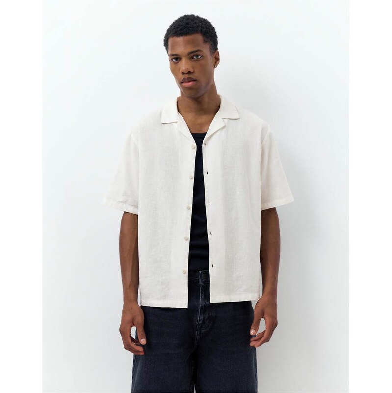 Pull&Bear Short sleeve linen blend shirt in off white