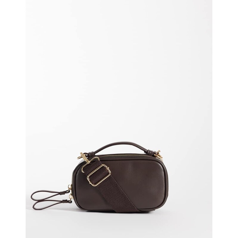 ASOS DESIGN camera crossbody bag in chocolate-Brown