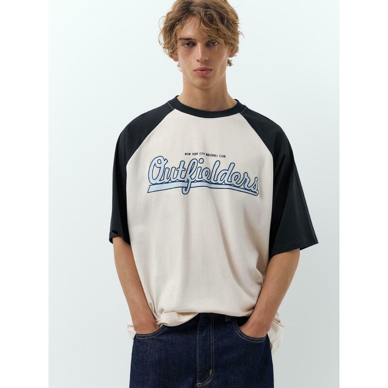 Pull&Bear Tričko 'OUTFIELDERS' pastelová modrá / černá / barva bílé vlny