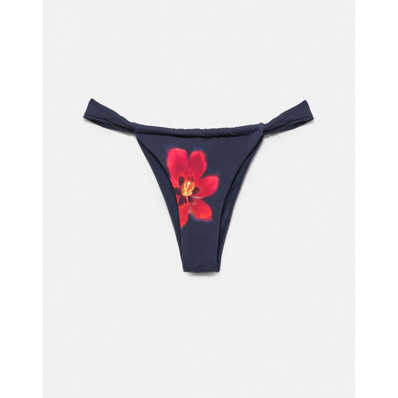 Pull&Bear Floral bikini bottoms in blue
