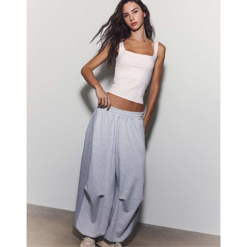 Stradivarius Tank top with a square-cut neckline in pastel pink