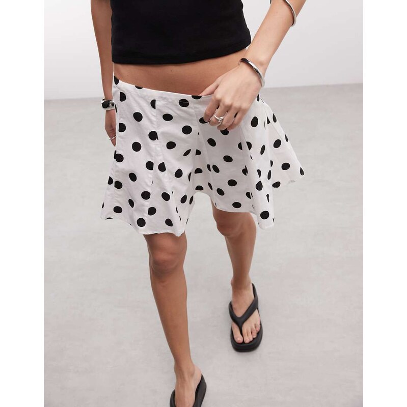 Noisy May flippy mini skirt in white and black polka