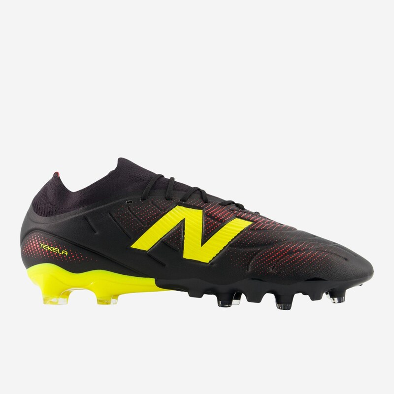 NEW BALANCE Kopačky Tekela Team pro dospělé