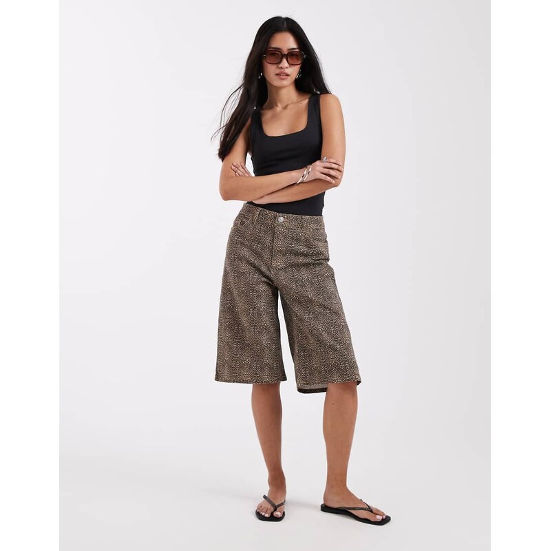 Pieces longline denim shorts in brown leopard print