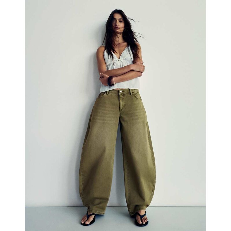Bershka Barrel trousers in green 114584666