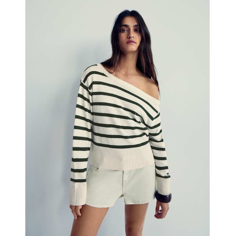 Bershka Asymmetric rustic stripe jumper in green 114584688