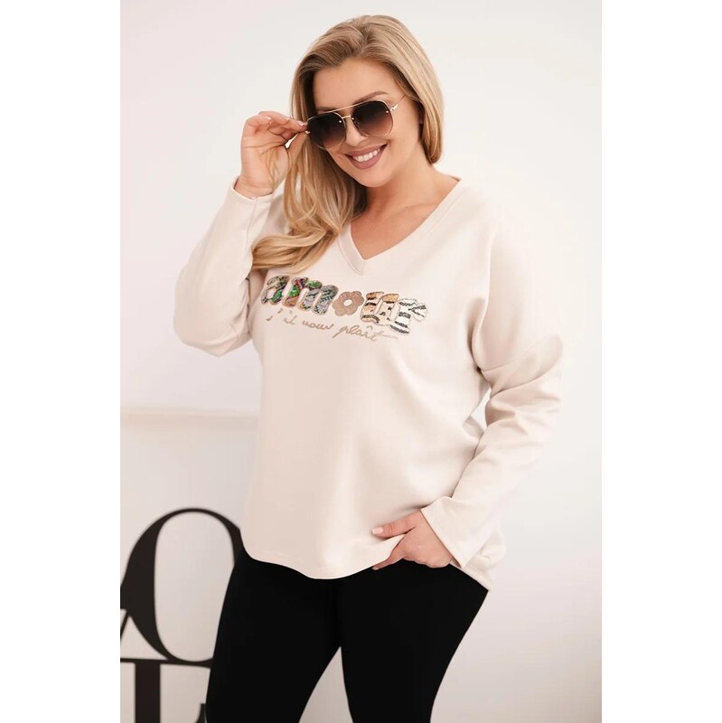MladaModa Oversize mikina s nápisem a véčkovým výstřihem model 21523 114585018