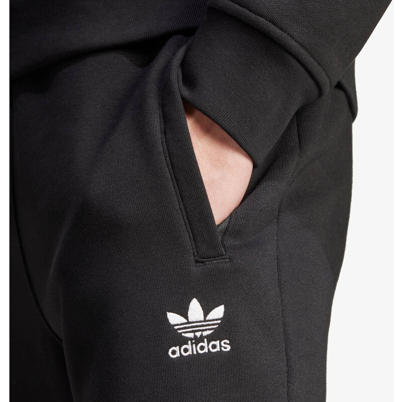 adidas Trefoil Essentials S