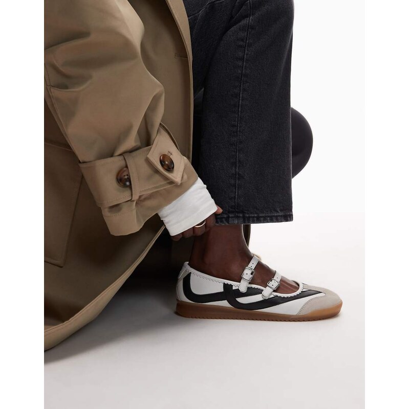 Bronx Cli-oo strappy detail gum sole ballet trainers in off
