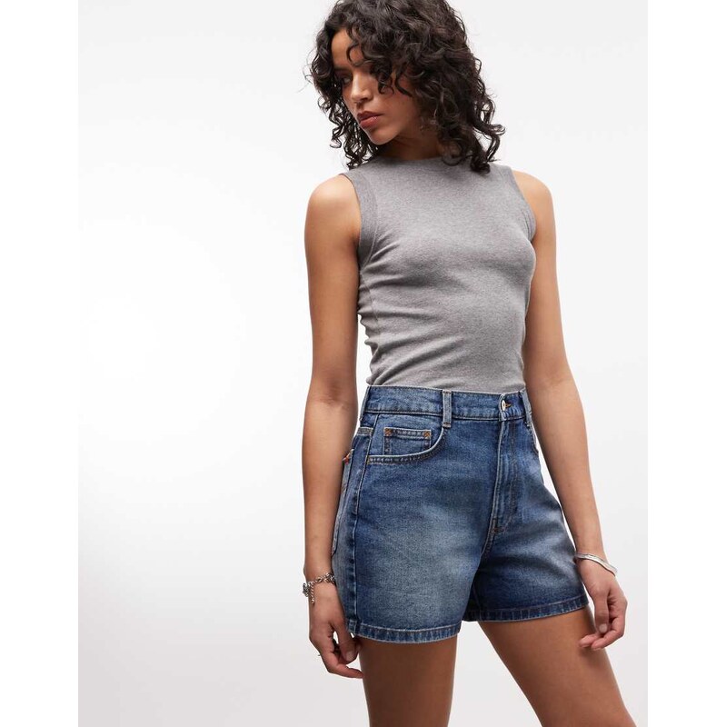COLLUSION mom denim shorts in mid wash-Blue