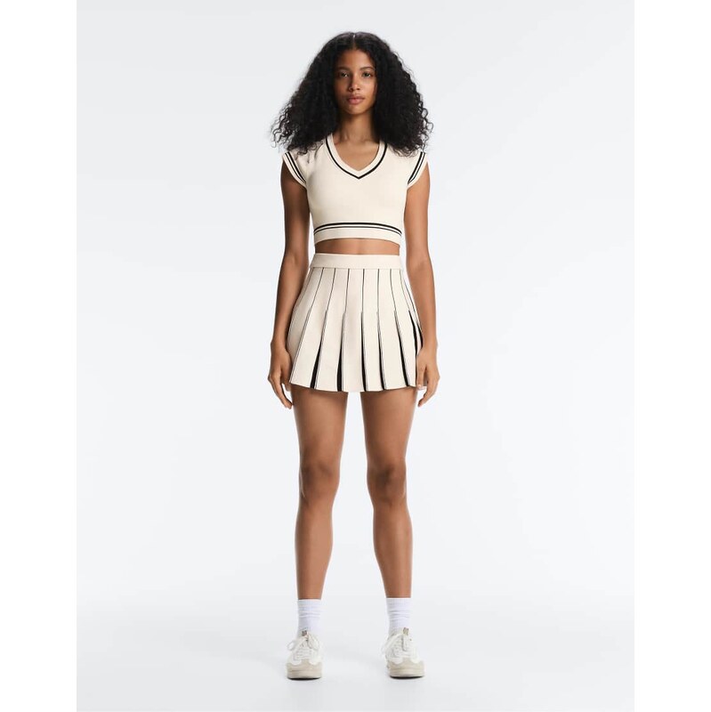 OYSHO Seamless high rise pleats short skirt in pale ecru-Neutral
